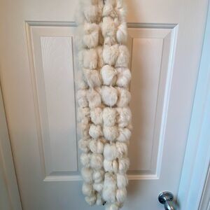 Elegant Cream Fur Scarf